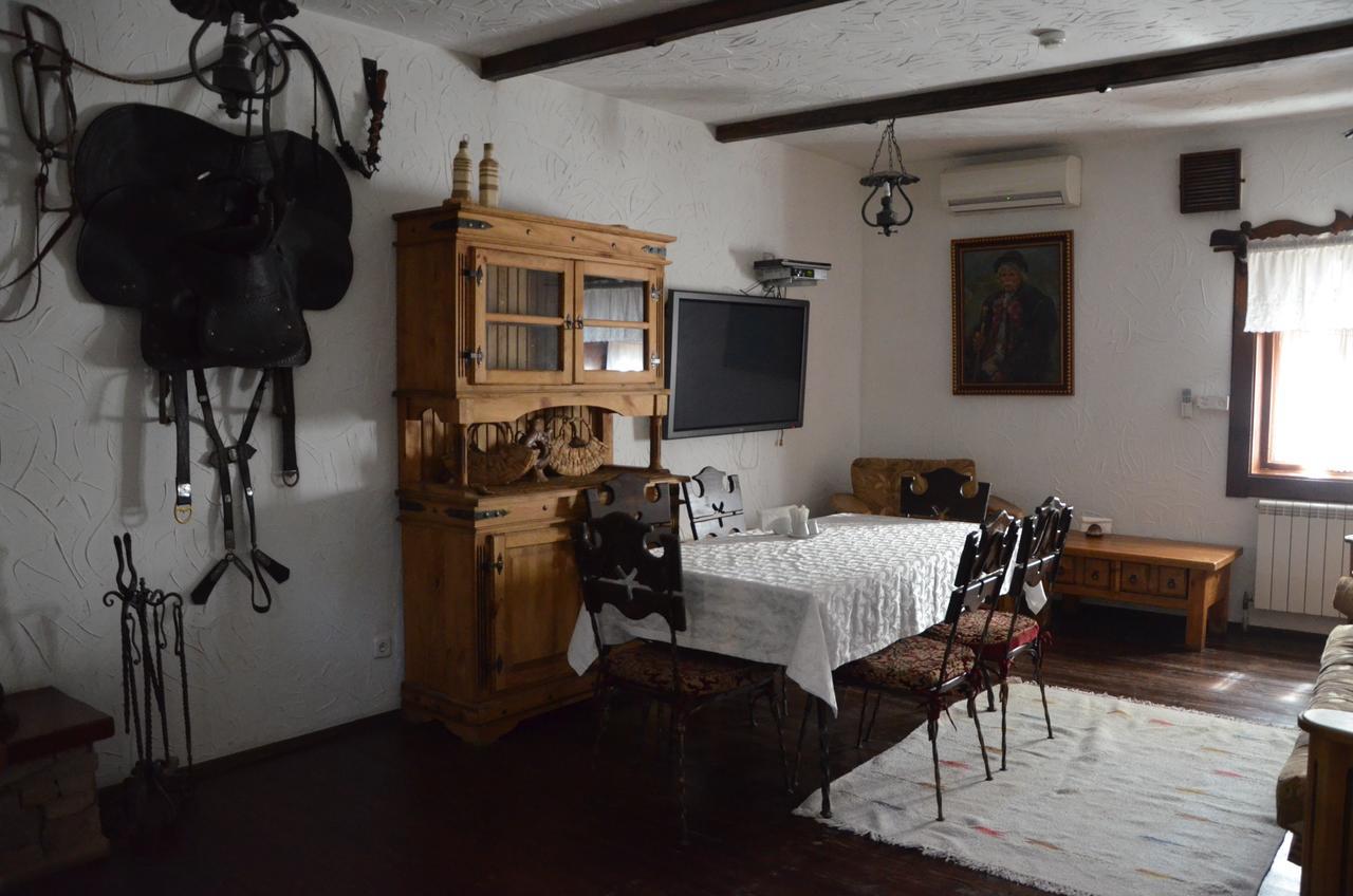 Chumatskiy Shlyah Romankiv エクステリア 写真